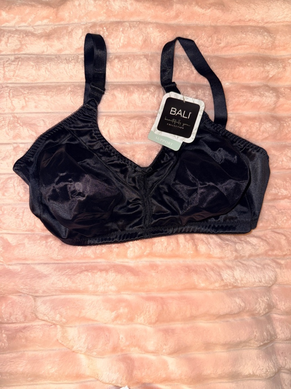 Bali Black Wireless Comfort Bra NWT
